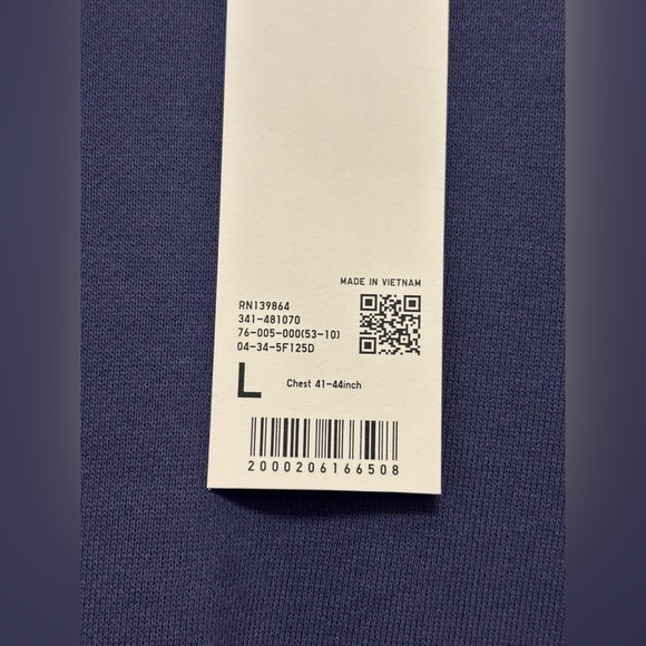 NWT Uniqlo X Pokemon Limited Edition Gengar Sweater Unisex Size L - Picture 5 of 6